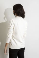 Picture of Textured knitted blouse