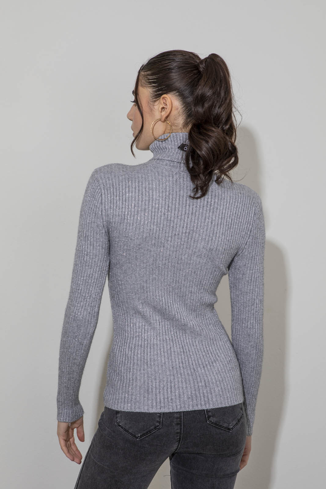 Picture of Turtleneck lurex knitted blouse