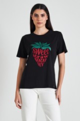 Picture of T-shirt strawberry