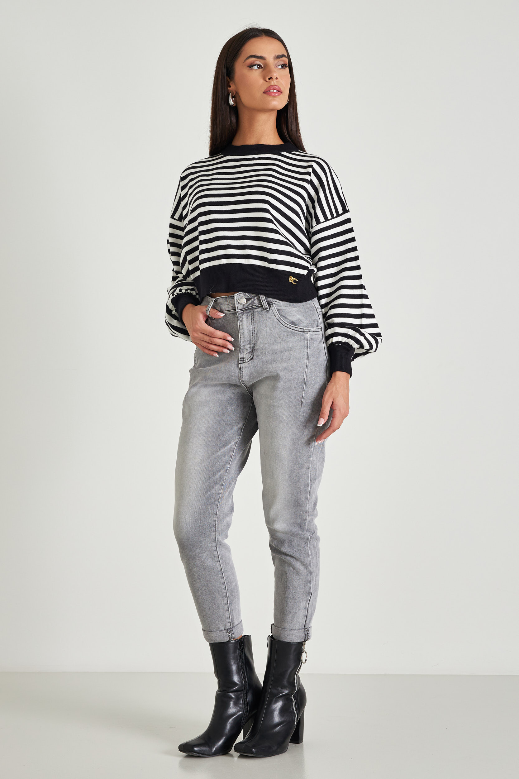 Picture of Stripped cropped sweater