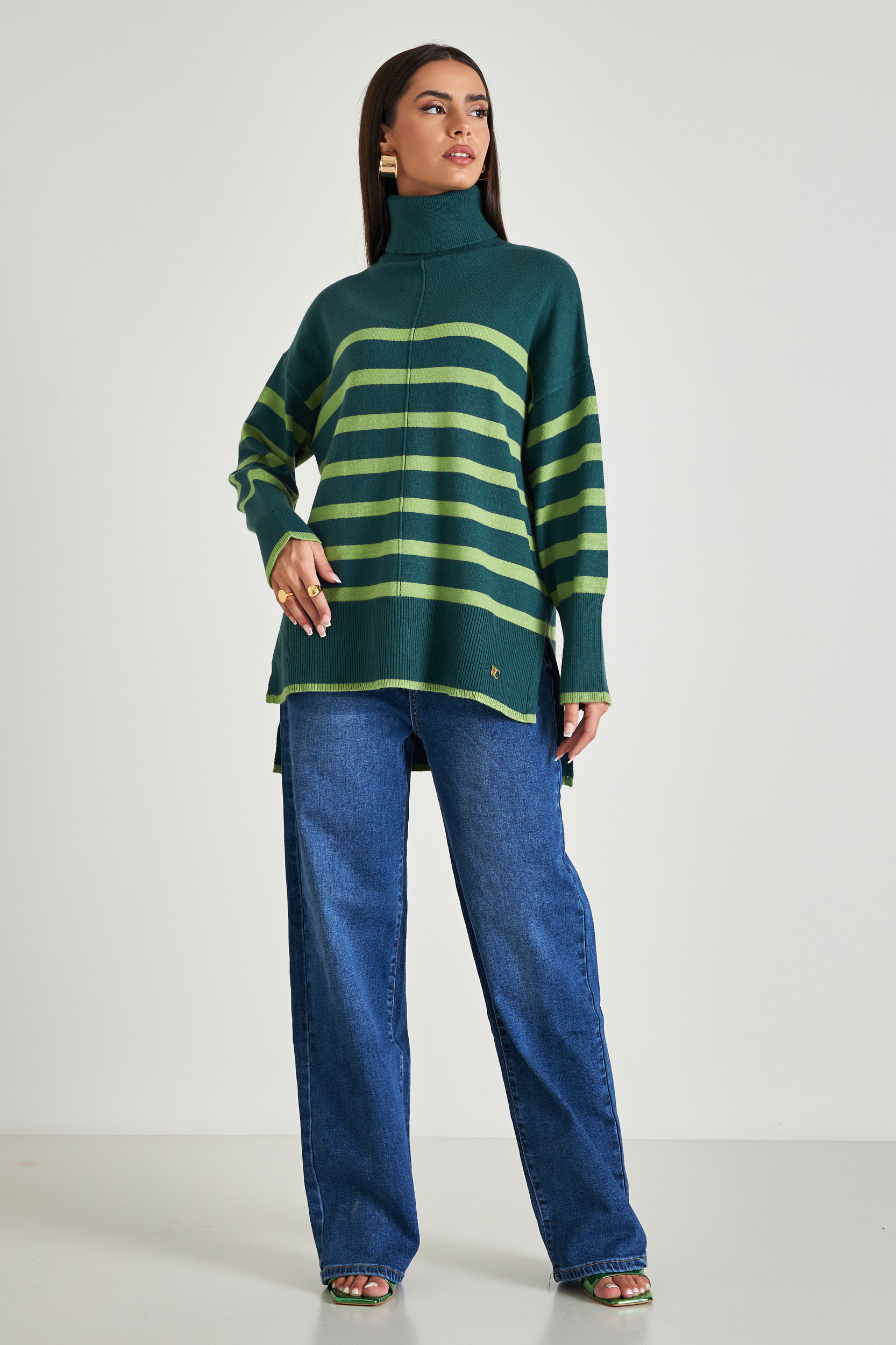 Picture of High neck stripped sweater