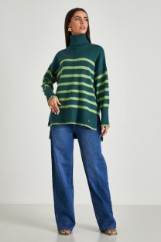 Picture of High neck stripped sweater