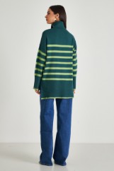 Picture of High neck stripped sweater