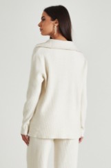 Picture of Ribbed sweater with zipper