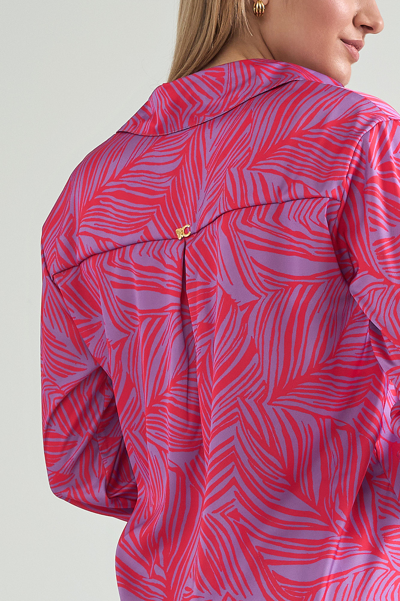 Picture of Printed satin shirt