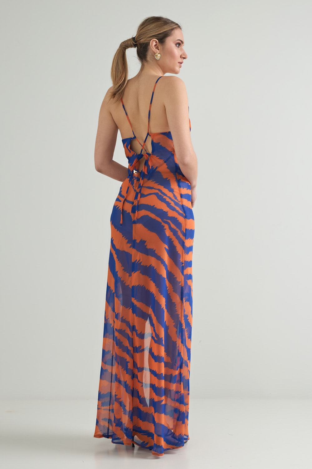 Picture of Backless draped dress