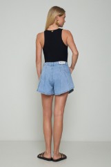 Picture of Double pleated denim shorts