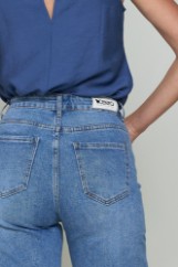 Picture of Denim shorts with turn-up hems