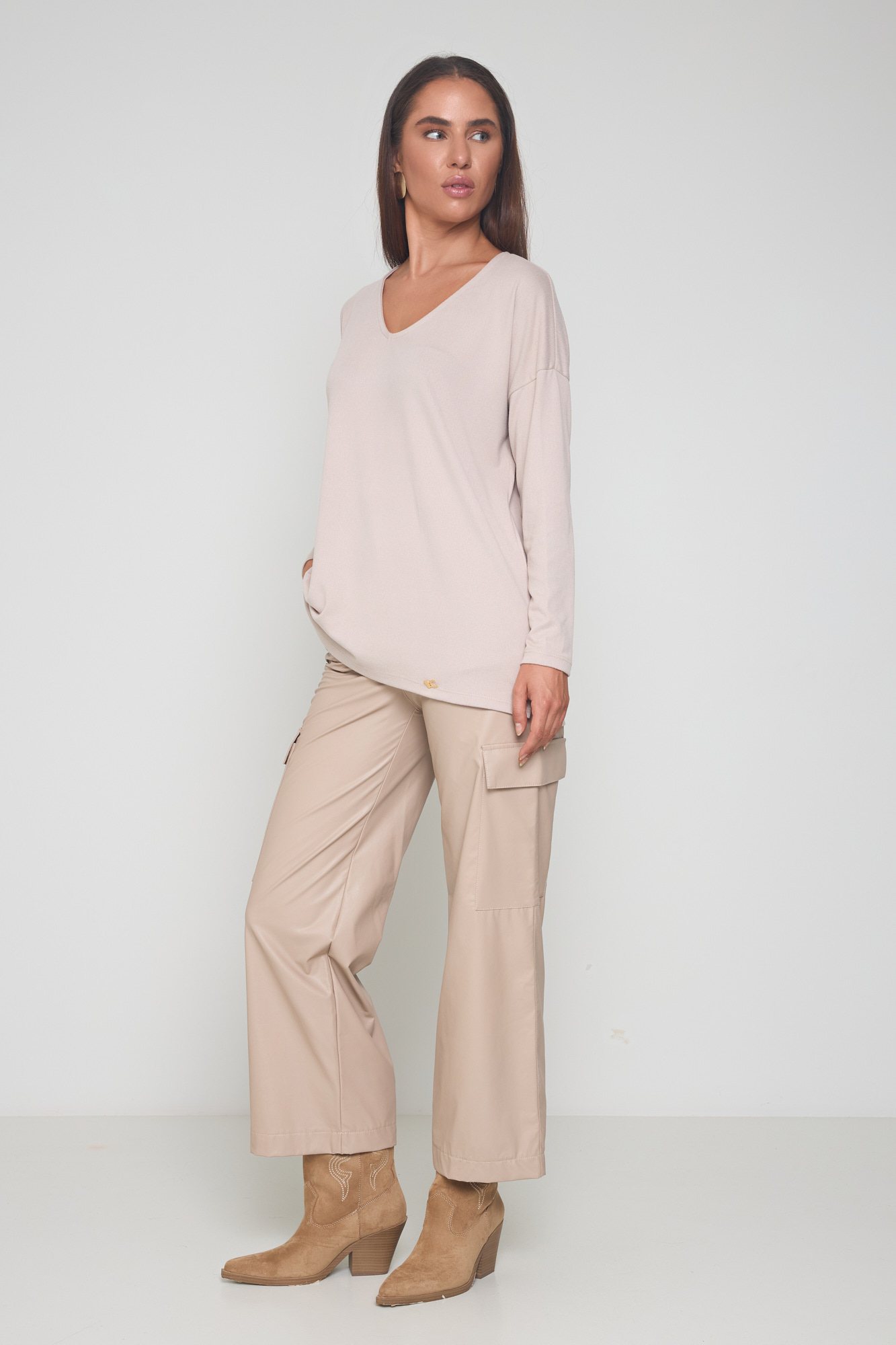 Picture of Soft knit V-neck blouse