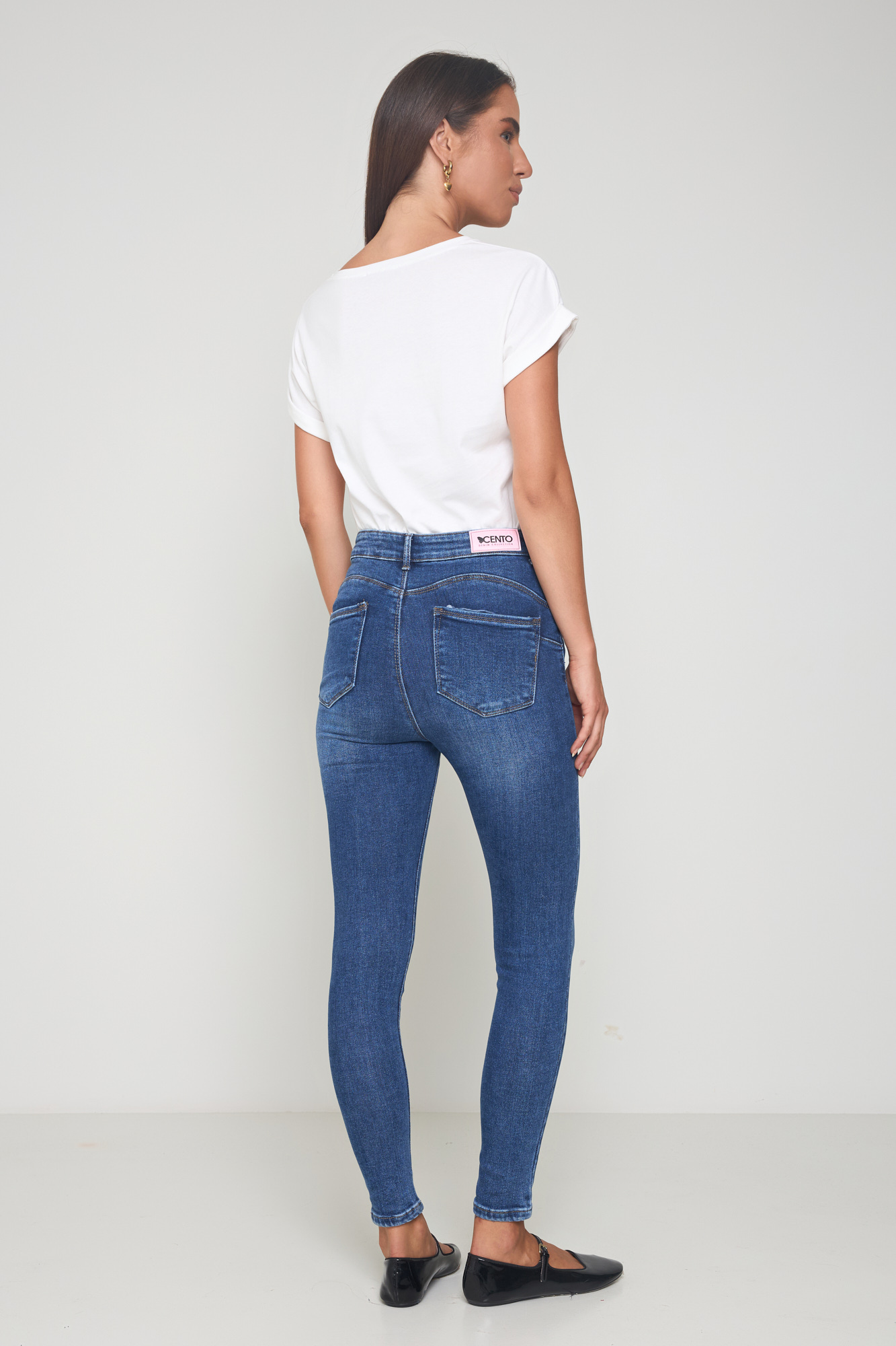 Picture of High waisted skinny jeans with buttons