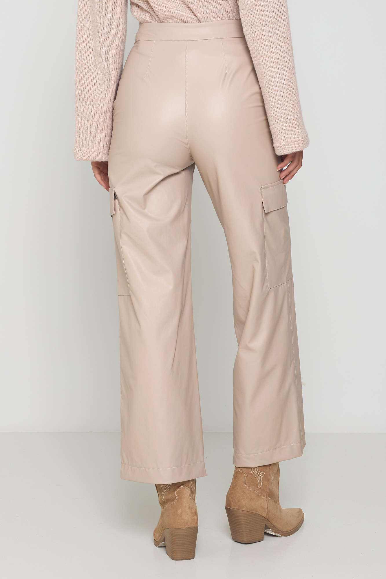 Picture of Faux leather cargo pants