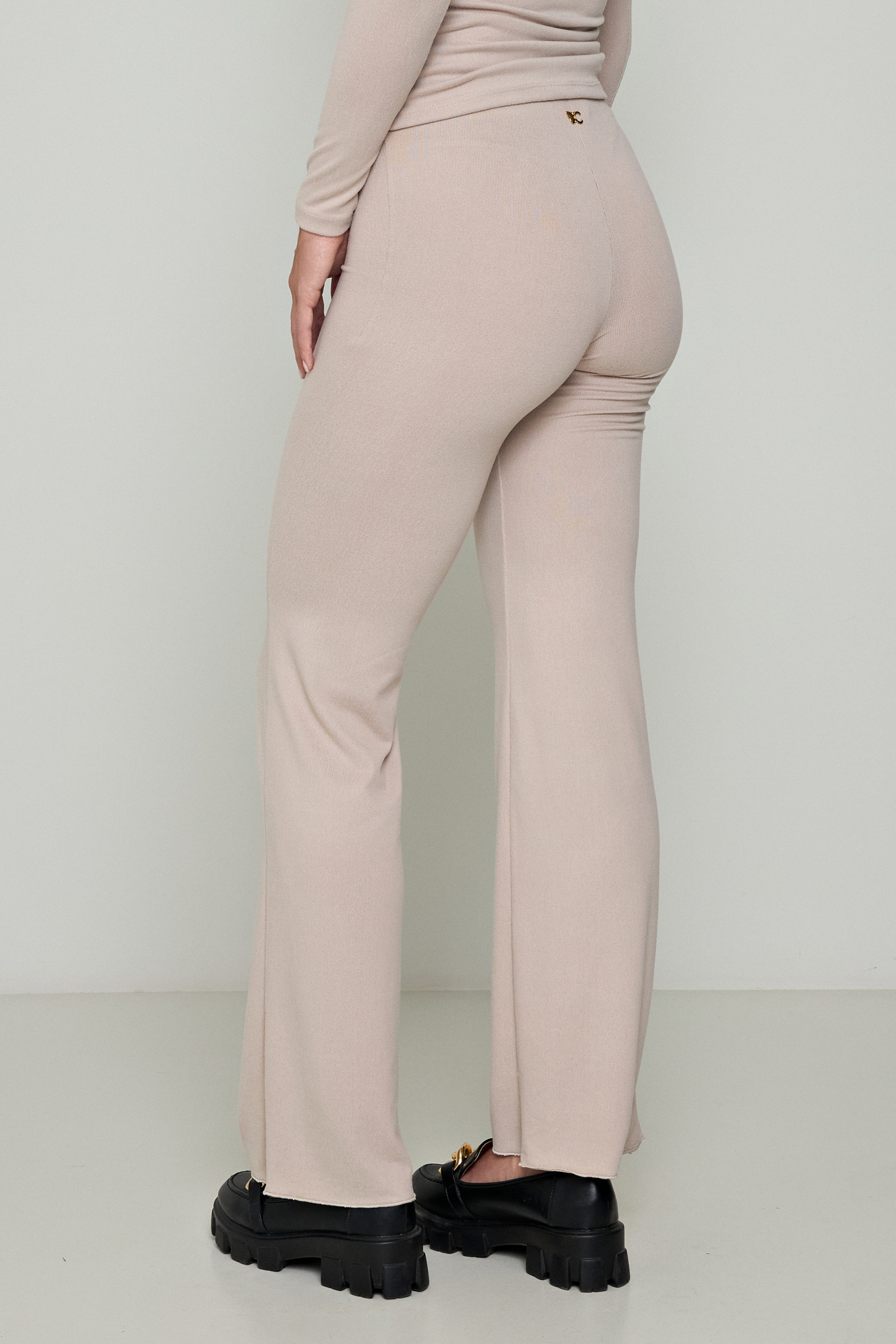 Picture of Essentials knitted trousers