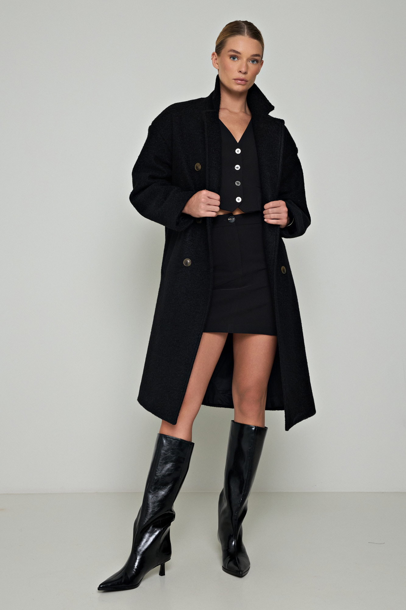 Picture of Oversized criss-cross coat with double buttons