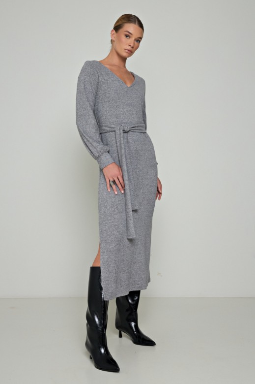 Picture of V-neck knit dress with opening