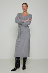 Picture of V-neck knit dress with opening