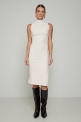 Picture of Sleeveless knitted dress with a tear