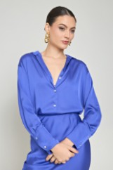 Picture of Loose basic satin shirt