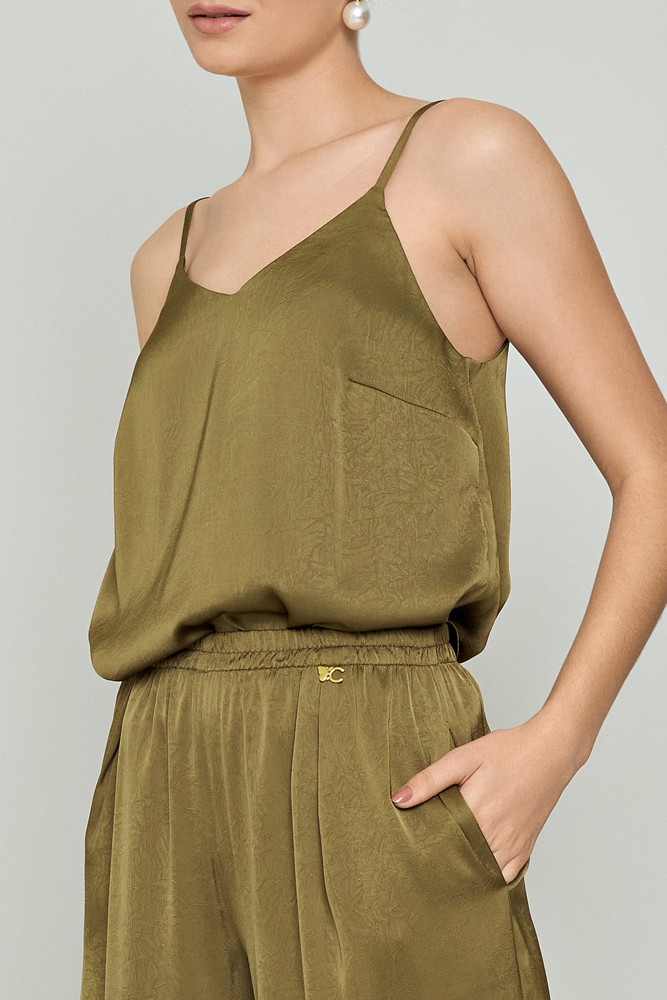 Picture of Sleeveless satin blouse