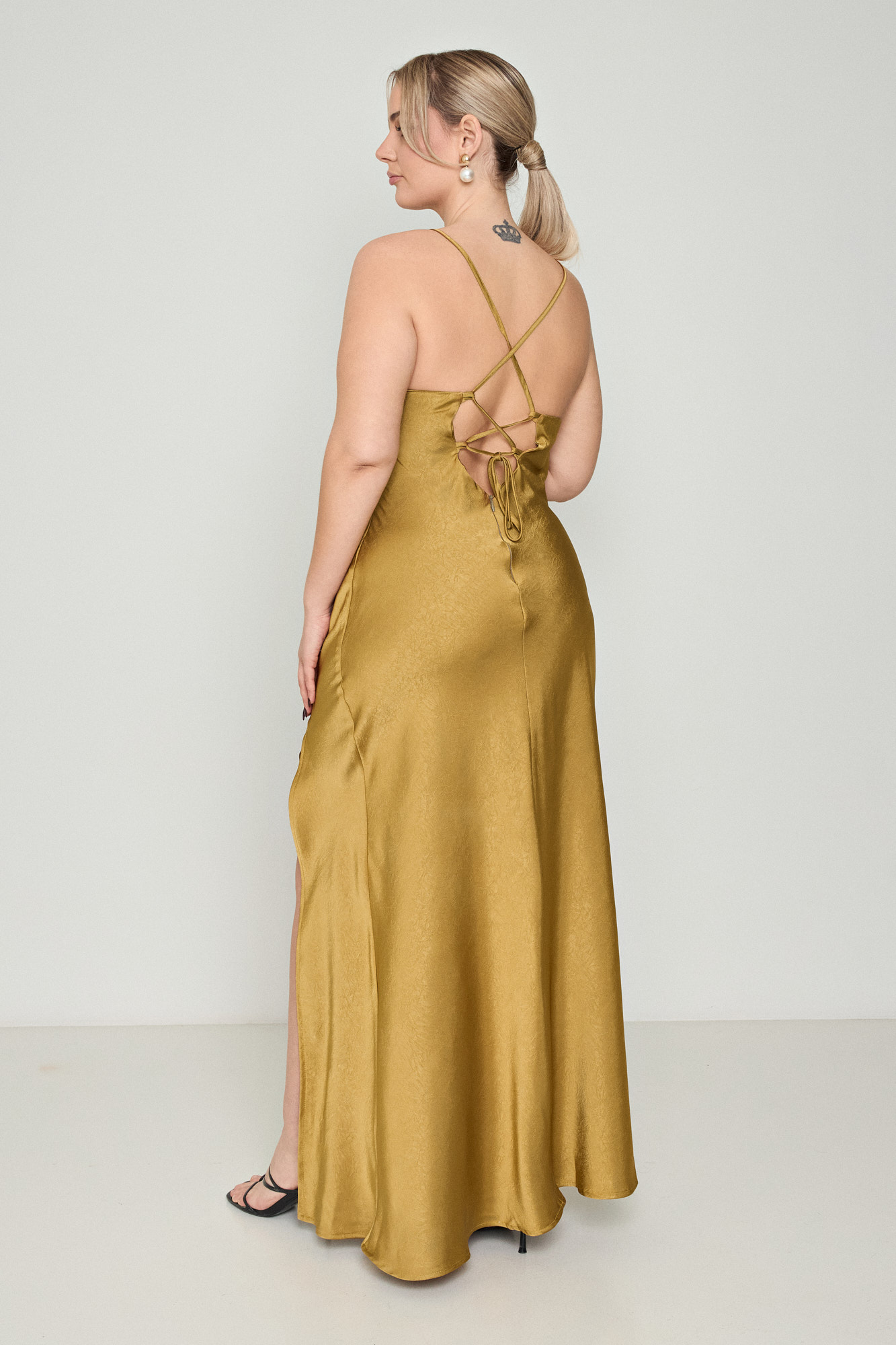 Picture of Backless draped satin dress