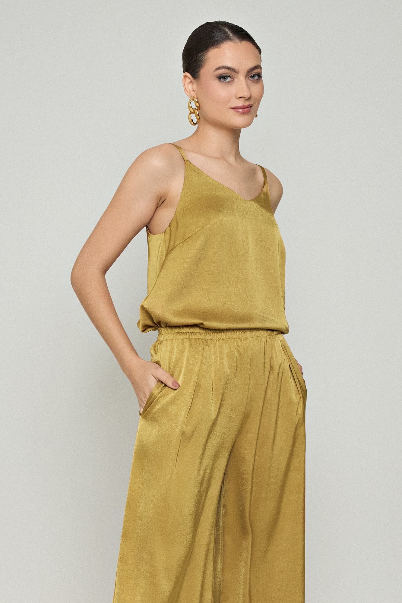 Picture of Sleeveless satin blouse