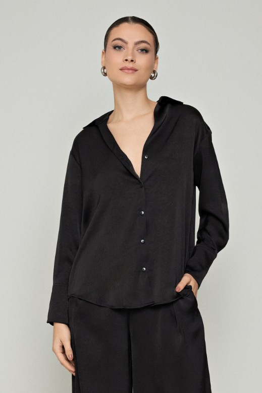 Picture of Loose basic satin shirt